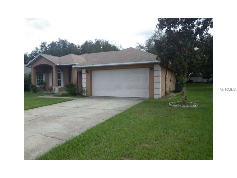 Property Photo:  11607 Clair Place  FL 34711 