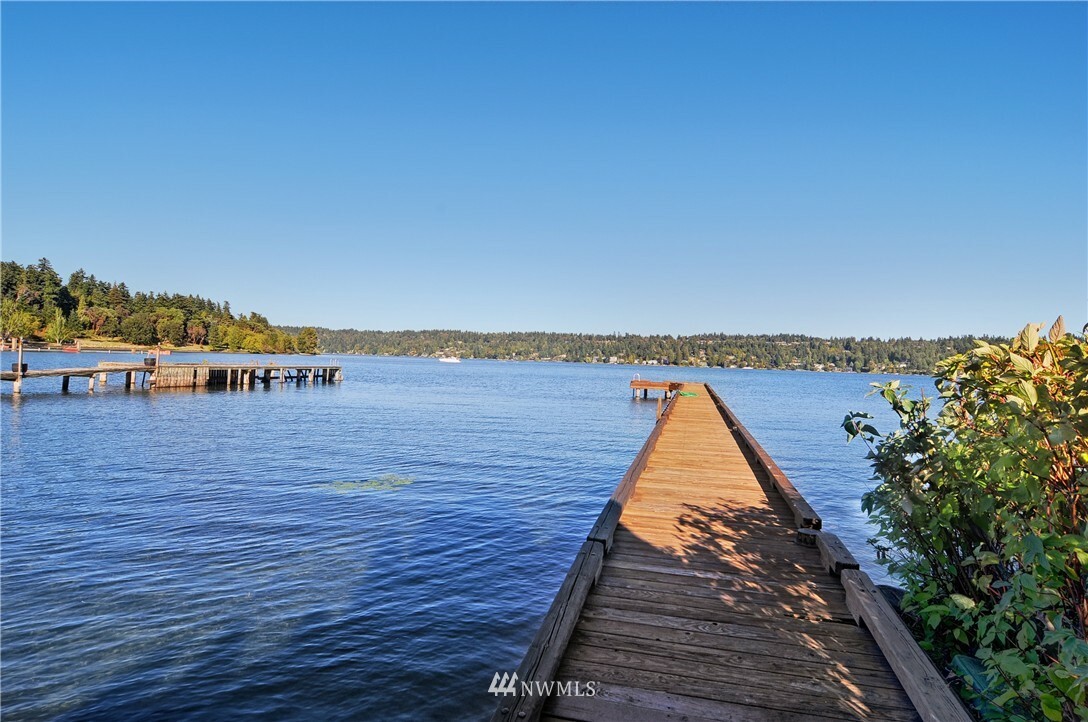 Property Photo:  6238 Lake Shore Drive S  WA 98118 