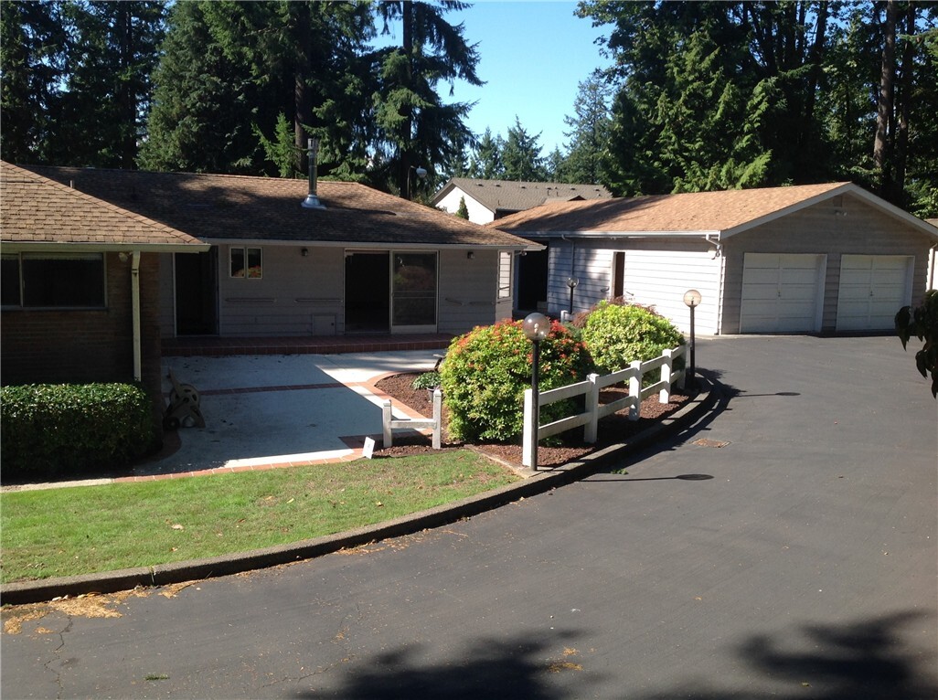 Property Photo:  8713 236th St SW  WA 98026 