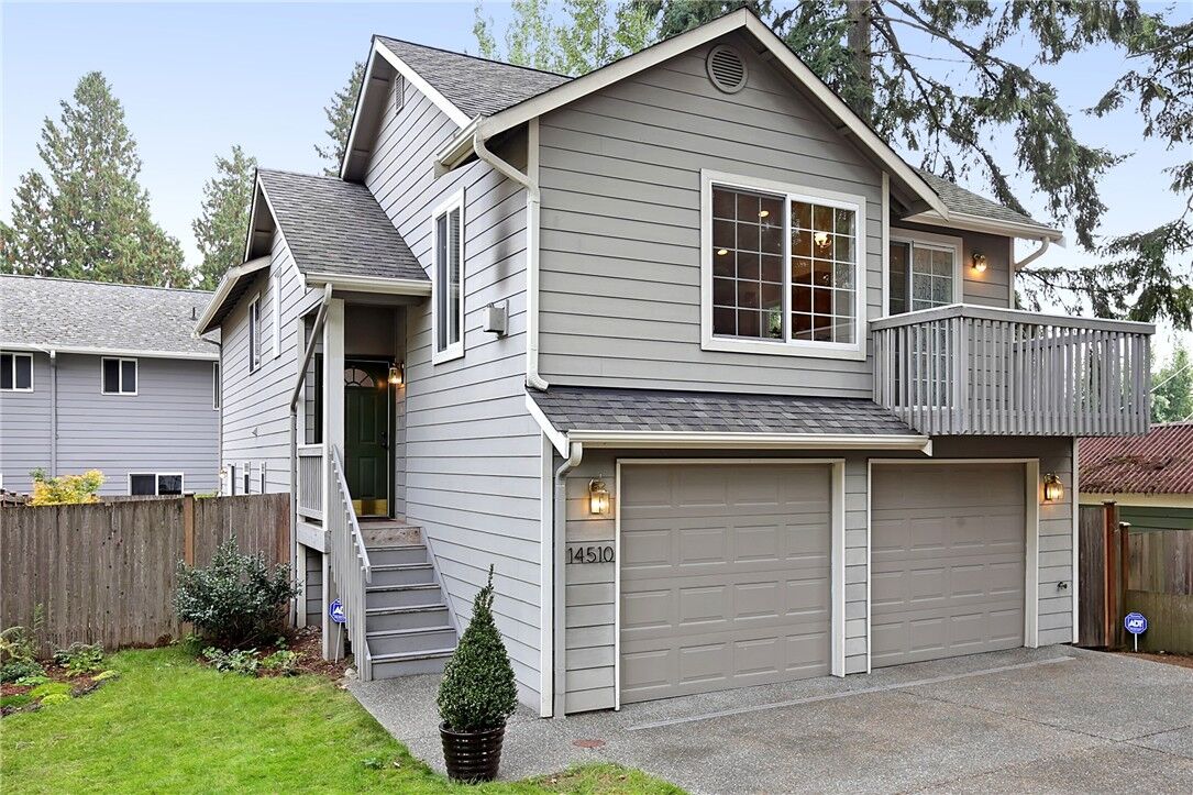 Property Photo: 14510 12th Ave NE WA 98155