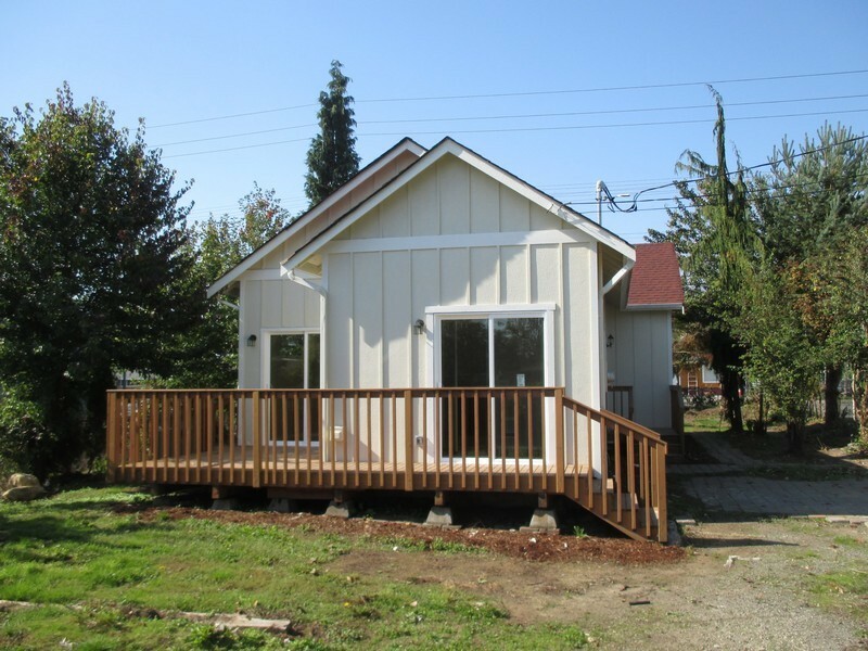 Property Photo:  10603 4th Ave W  WA 98204 