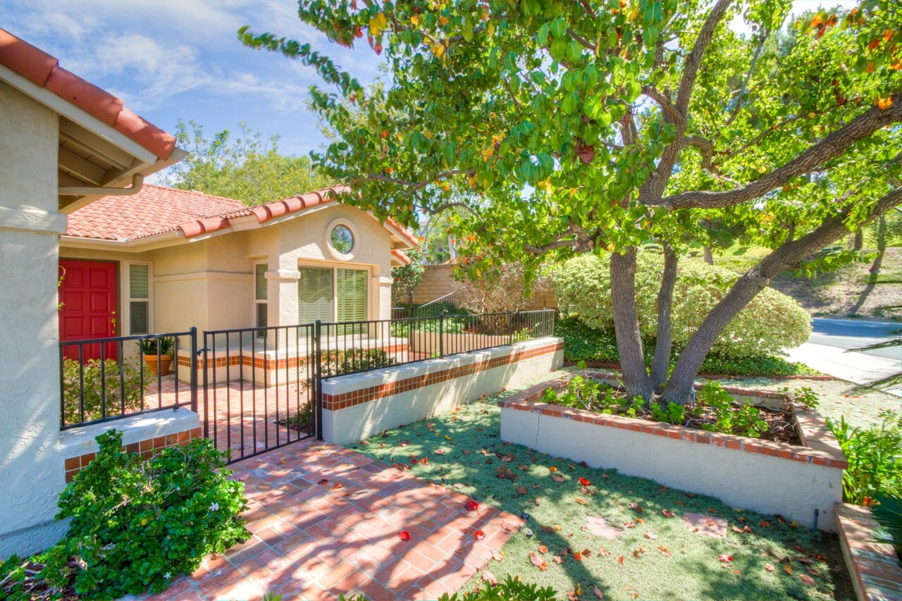 Property Photo: 2504 Coronado Pl. CA 92081