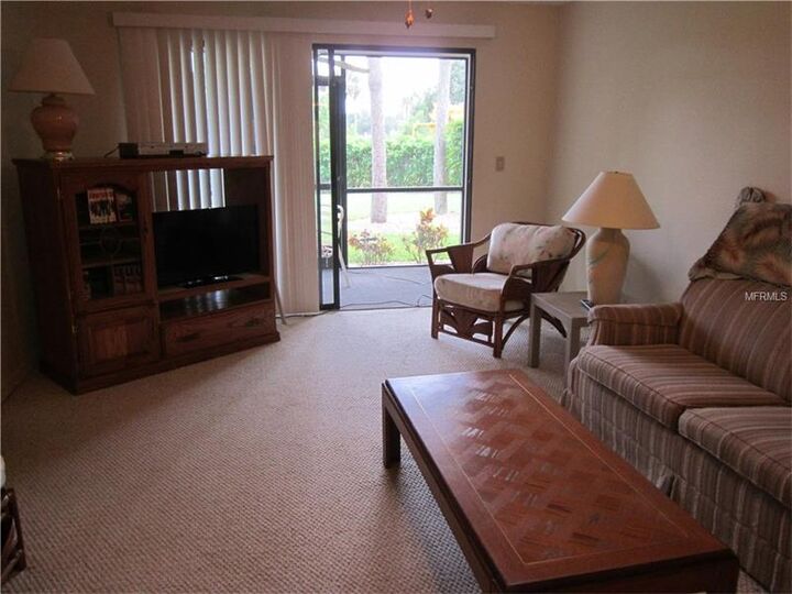 Property Photo: 916 Capri Isles Boulevard 103 FL 34292