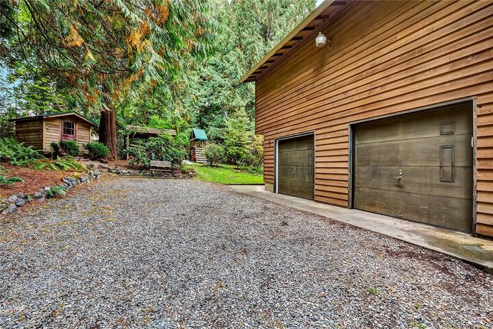 Property Photo: 21403 SE 251st Place WA 98038