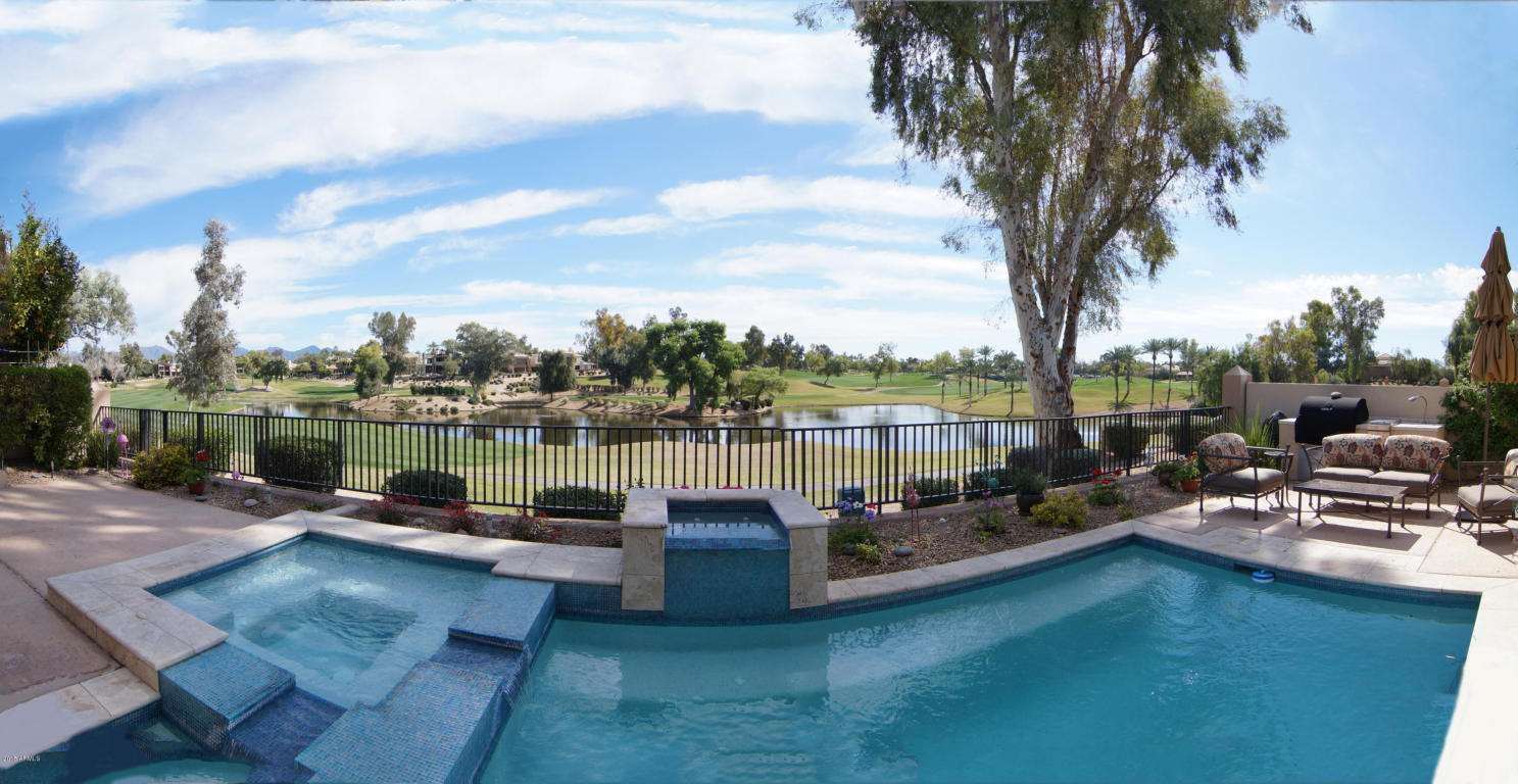 Property Photo: 7425 E Gainey Ranch Road 25 AZ 85258