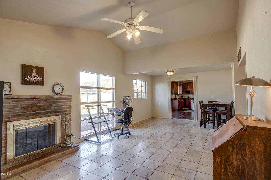 Property Photo:  8153 N 11th Place  AZ 85020 