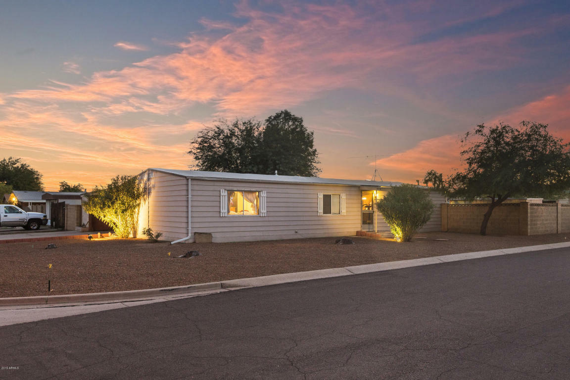 Property Photo:  18048 N 2nd Place  AZ 85022 