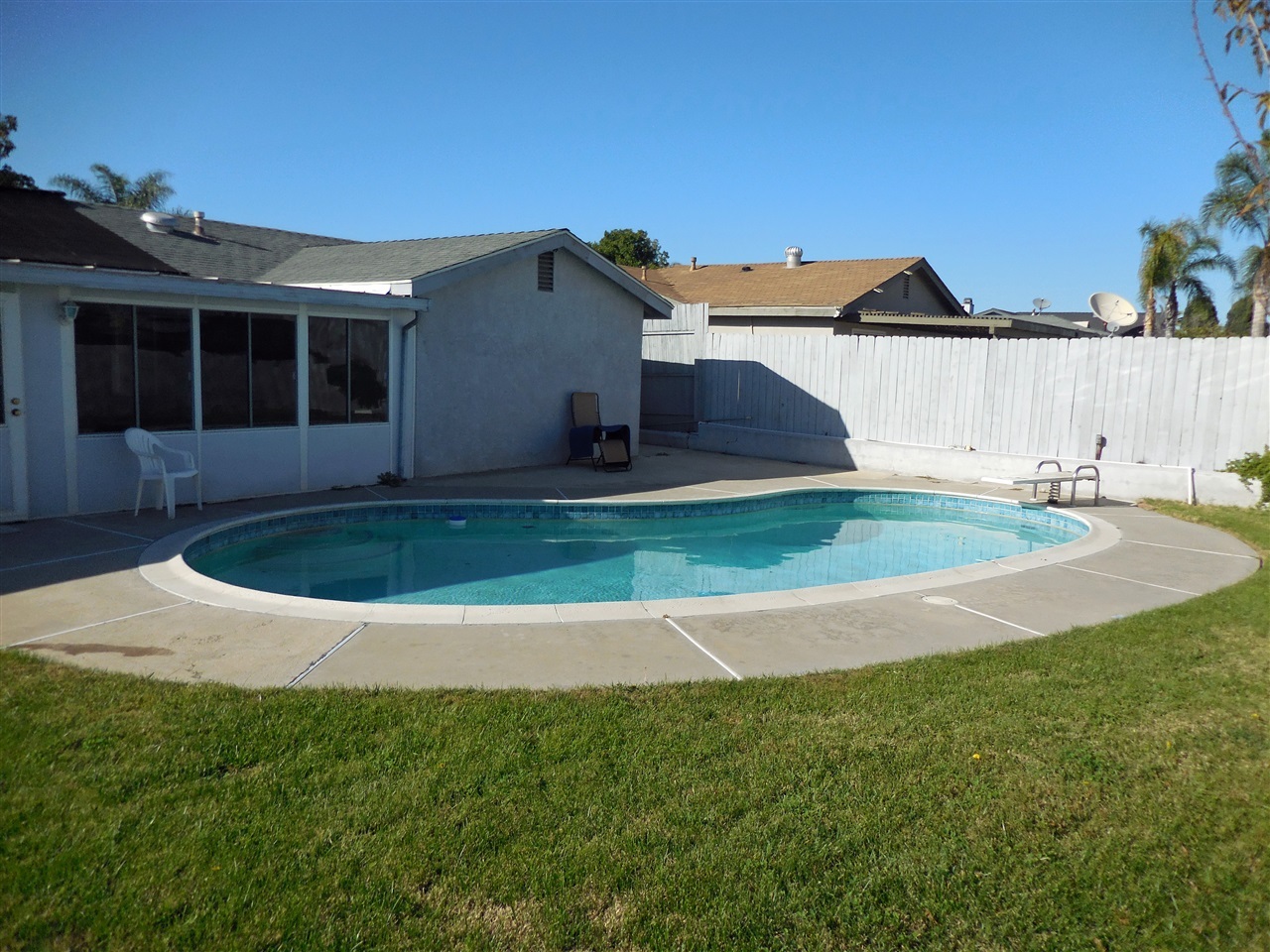 Property Photo: 634 Elaine Avenue CA 92057