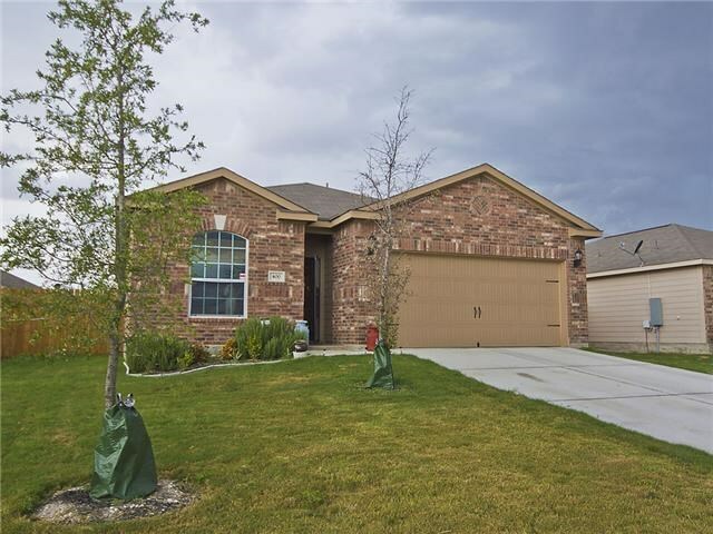 Property Photo: 400 Sapphire Lane TX 76537