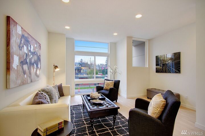 Property Photo:  3925 California Ave SW  WA 98116 