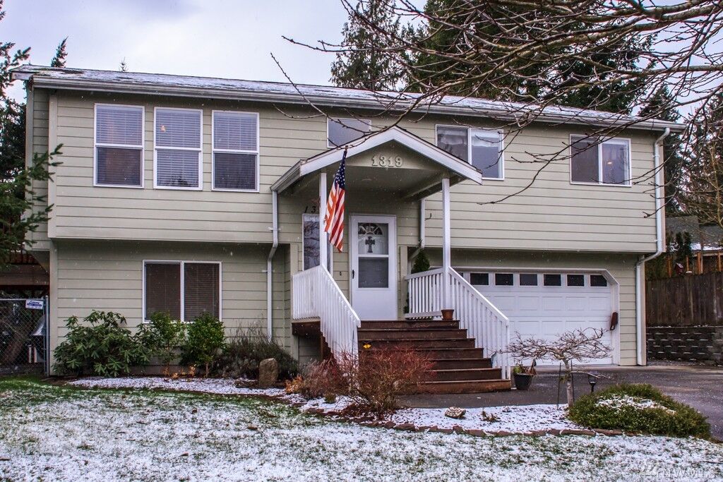 Property Photo: 1319 Andrea Ct WA 98226