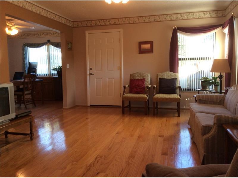 Property Photo: 2714 29th Avenue W FL 34205