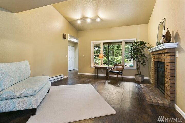 Property Photo:  3013 164th Place SE  WA 98012 