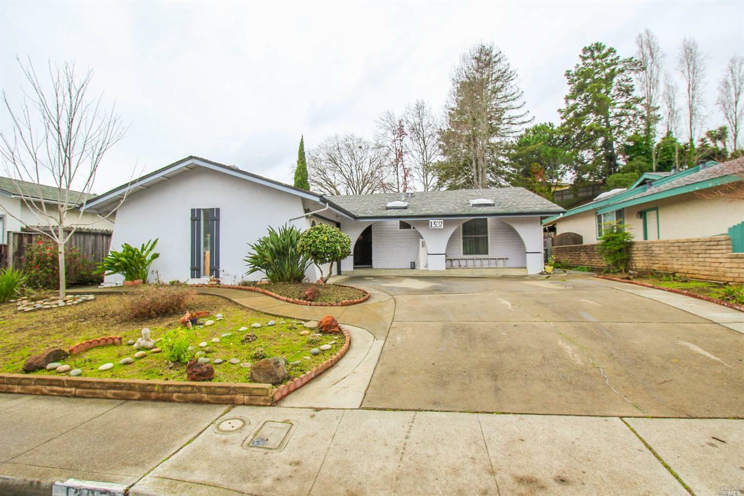 Property Photo:  1307 Devlin Drive  CA 94591 