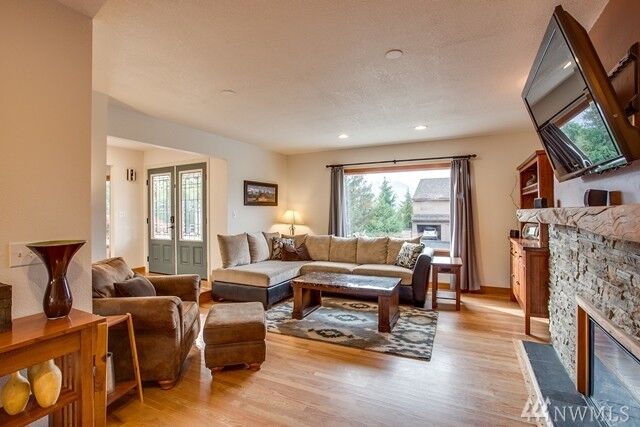 Property Photo:  3407 NW Empire Ave  WA 98802 