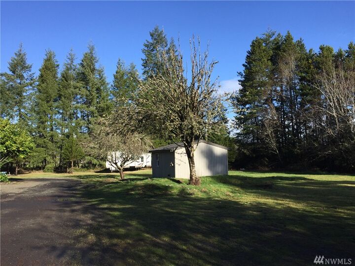 Property Photo: 101 E State Route 302 WA 98528