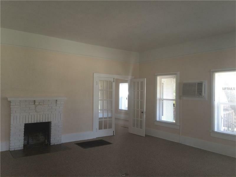 Property Photo:  19 E Magnolia Street  FL 32703 