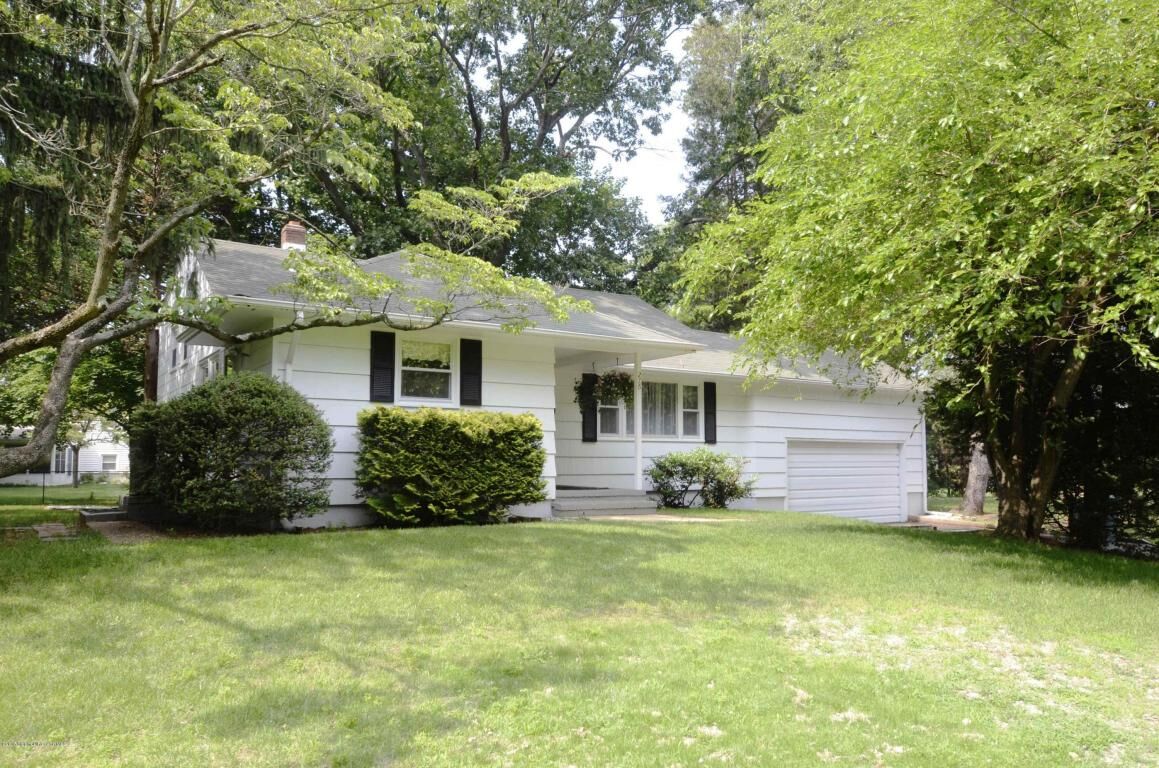 Property Photo:  276 Riverbrook Avenue  NJ 07748 