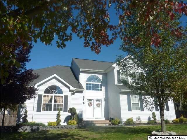 Property Photo:  4 Arboretum Drive  NJ 08527 