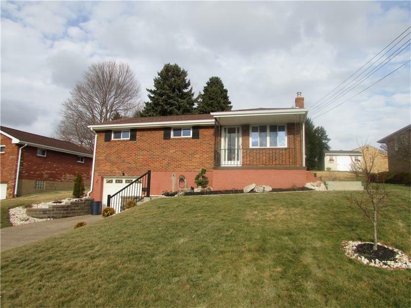 Property Photo:  958 Diane Drive  PA 15137 