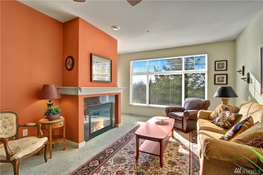 Property Photo:  5600 Harbour Pointe Blvd 2-404  WA 98275 