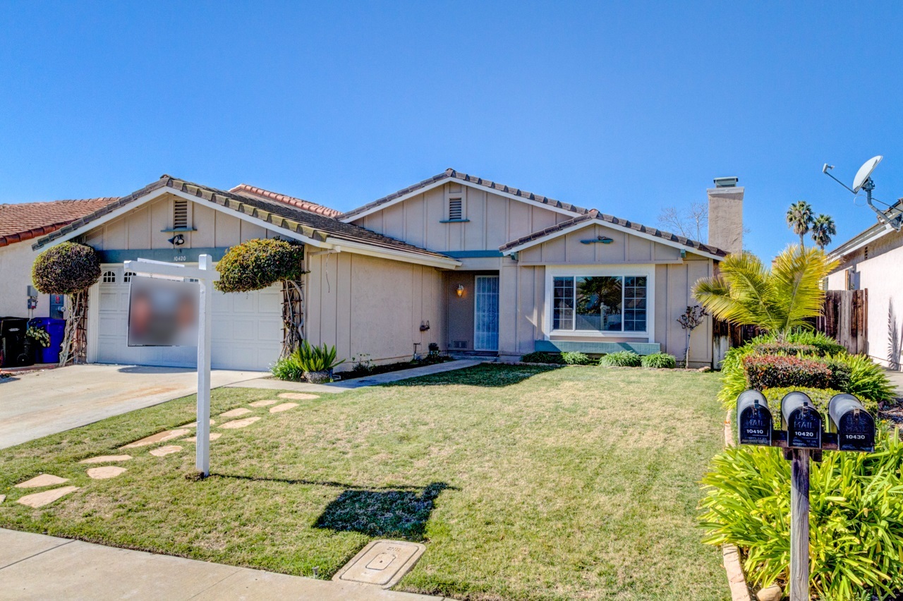 Property Photo: 10420 Darden CA 92126