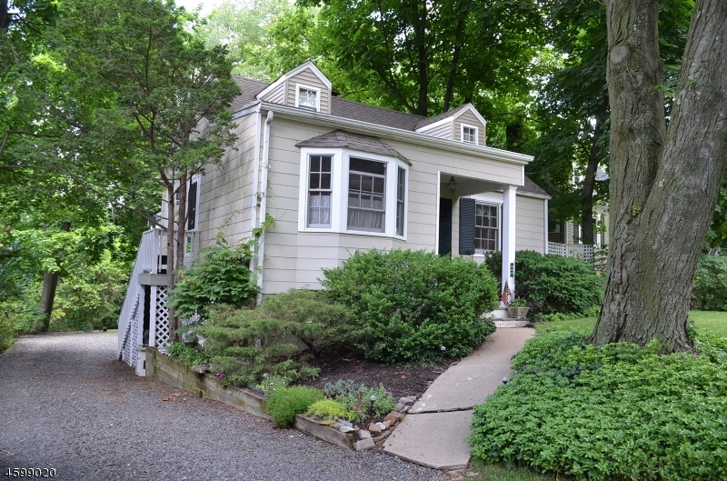 Property Photo:  42 Meyersville Rd  NJ 07928 