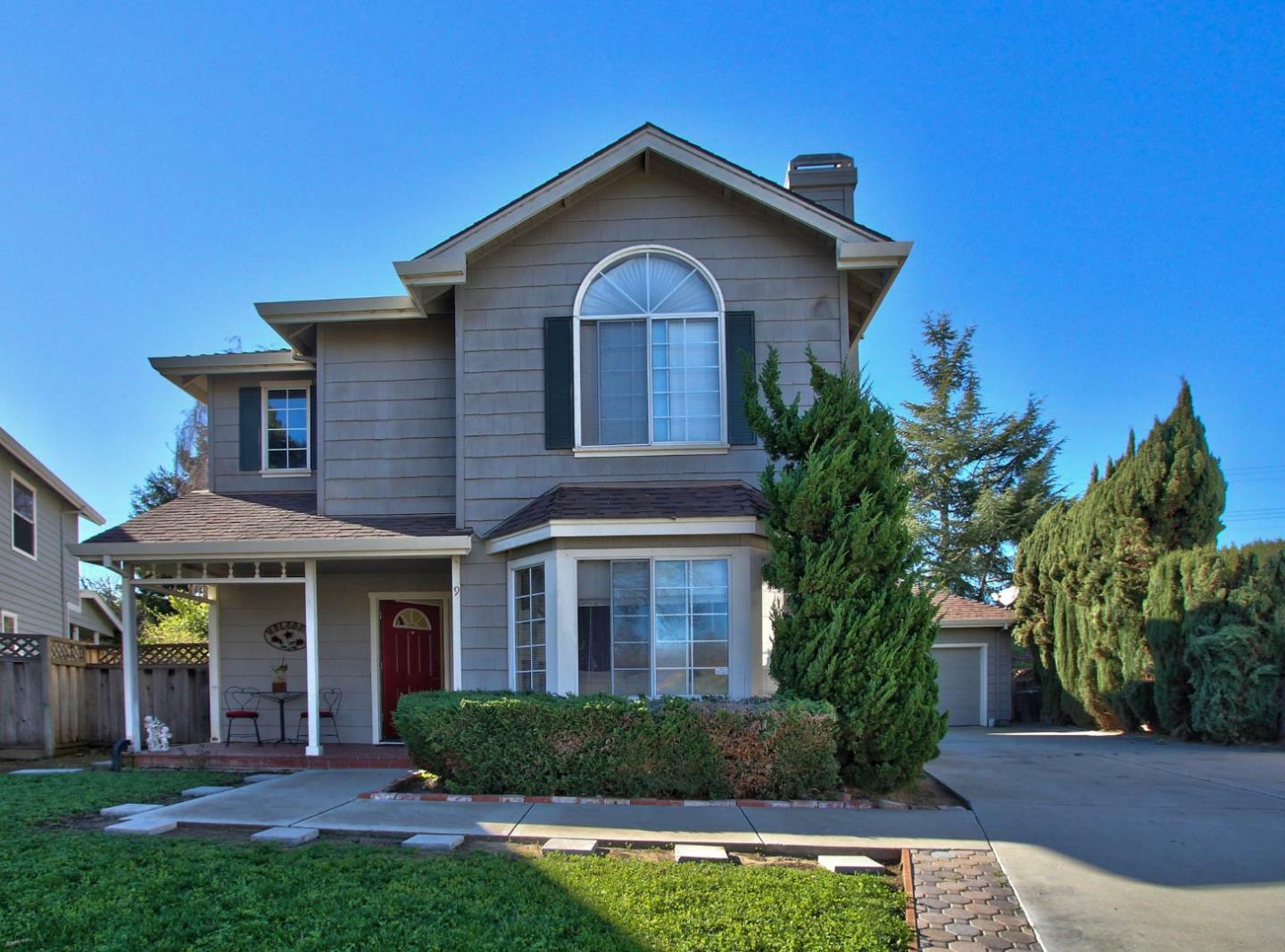 Property Photo:  9 Hyannis Circle  CA 93906 