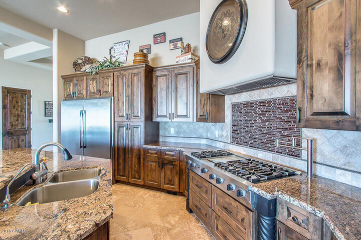 Property Photo: 3090 W Tepee Street AZ 85120