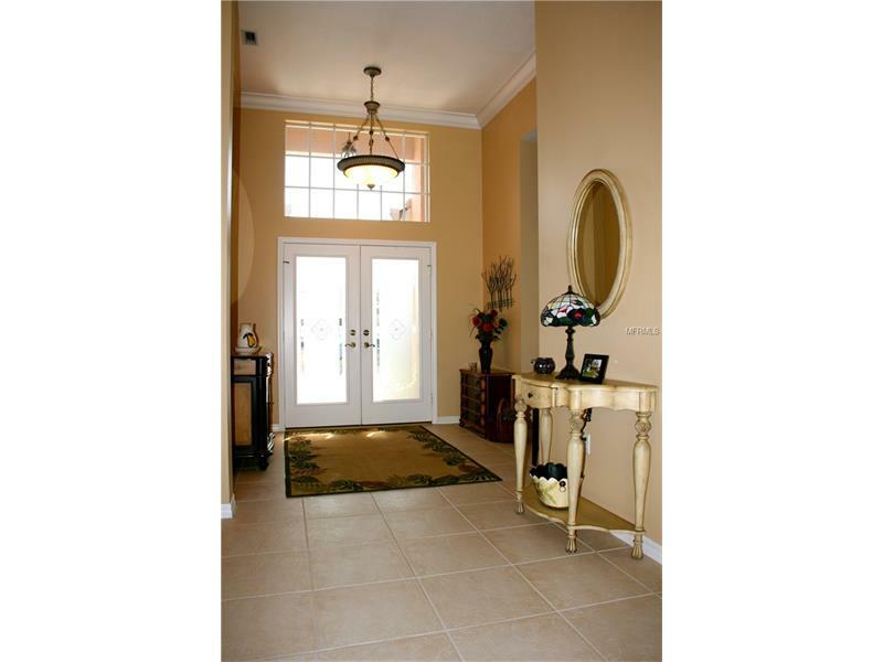 Property Photo: 633 Silk Oak Drive FL 34293