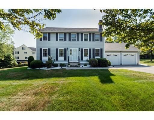 Property Photo:  171 Greenwood Rd  MA 01810 