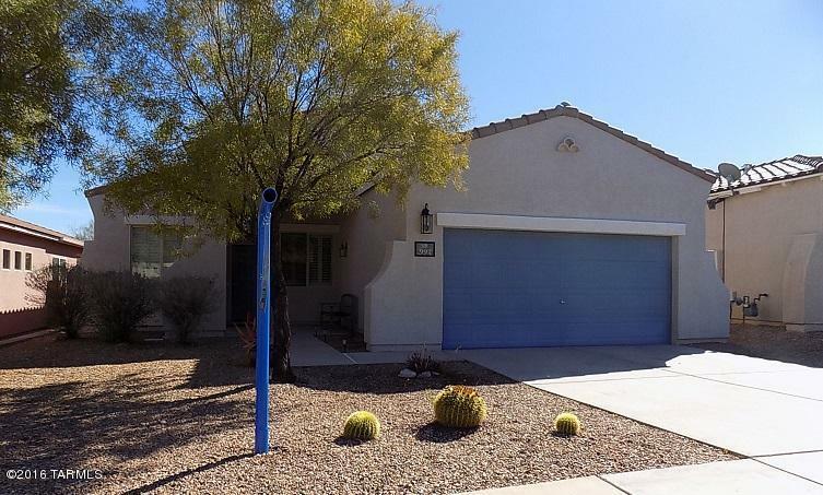 Property Photo:  992 N Avenida Jeanine  AZ 85748 