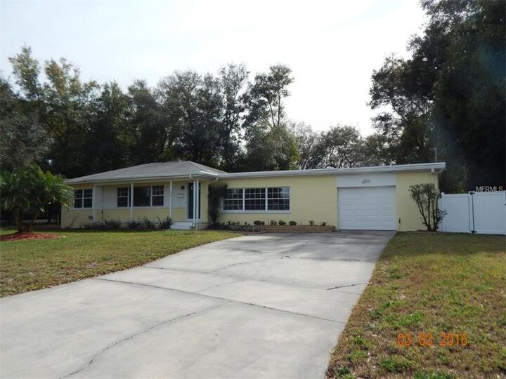 Property Photo:  536 Underhill Drive  FL 32803 