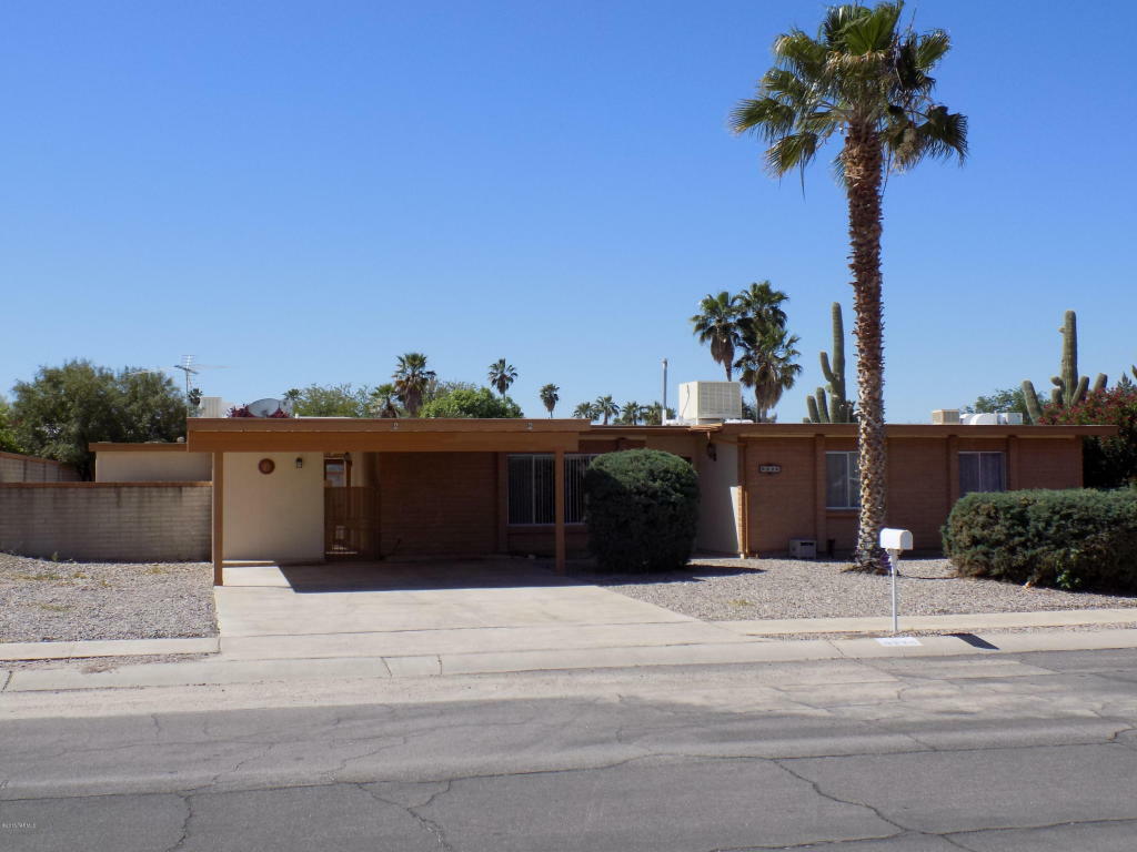 Property Photo:  9220 E Holmes Street  AZ 85710 