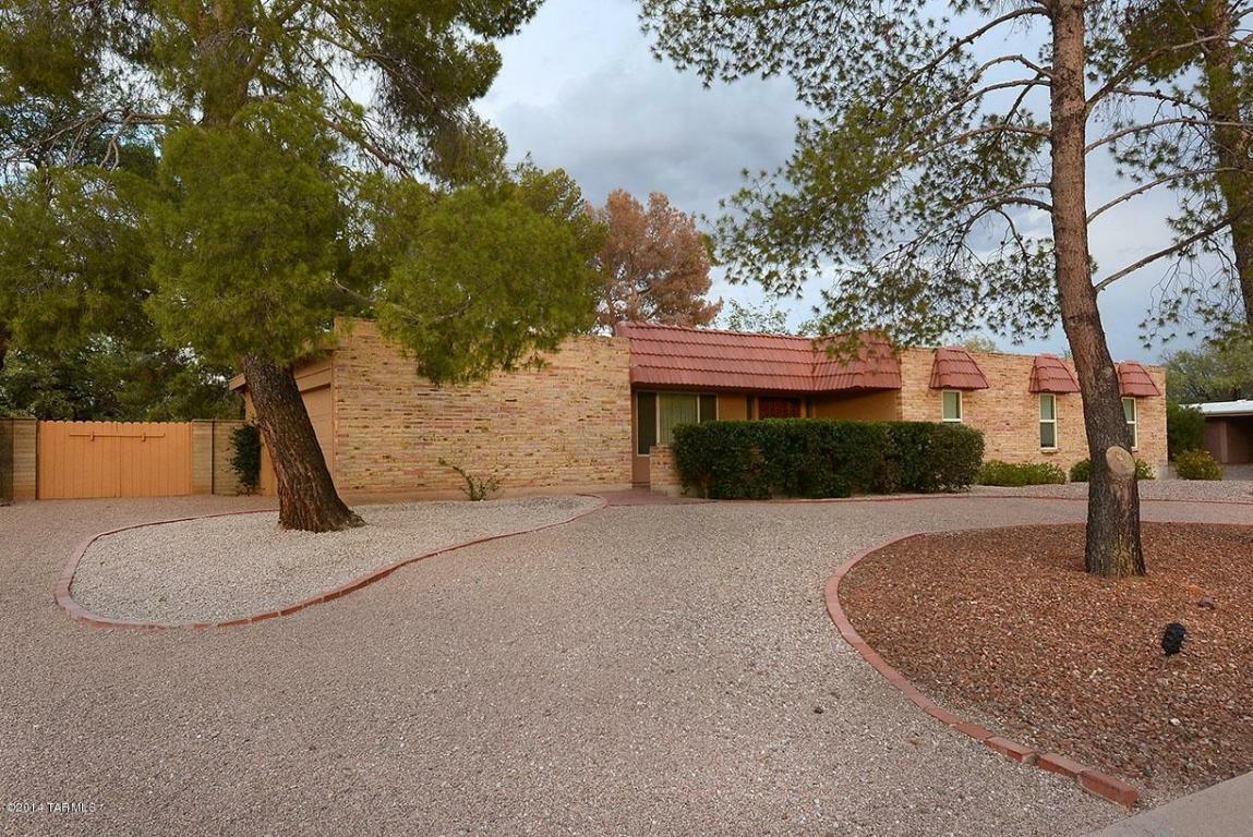 Property Photo:  3232 N Calle De Beso  AZ 85750 