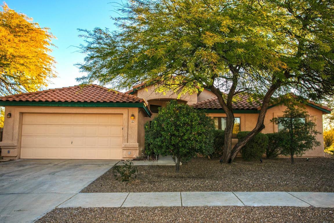 Property Photo: 20 N Nightfall Avenue AZ 85748