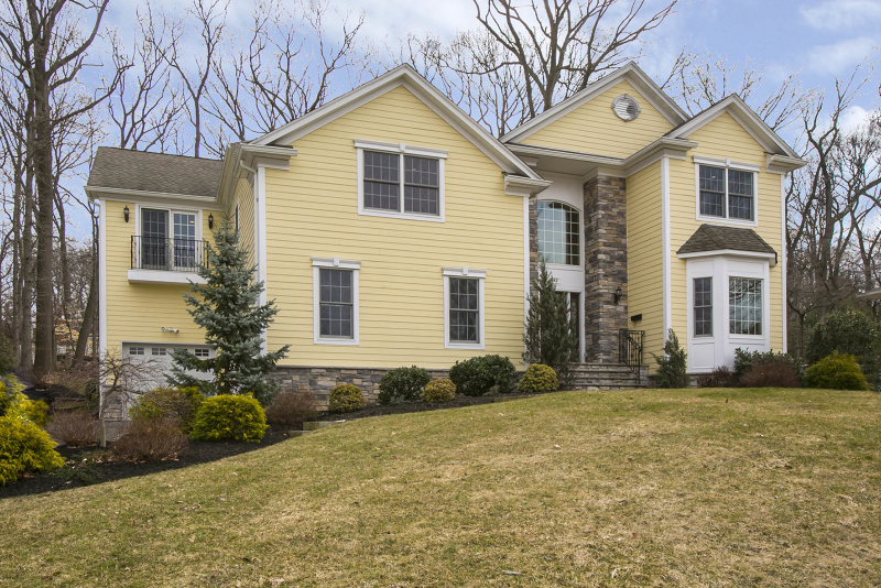 Property Photo:  303 Timber Dr  NJ 07922 