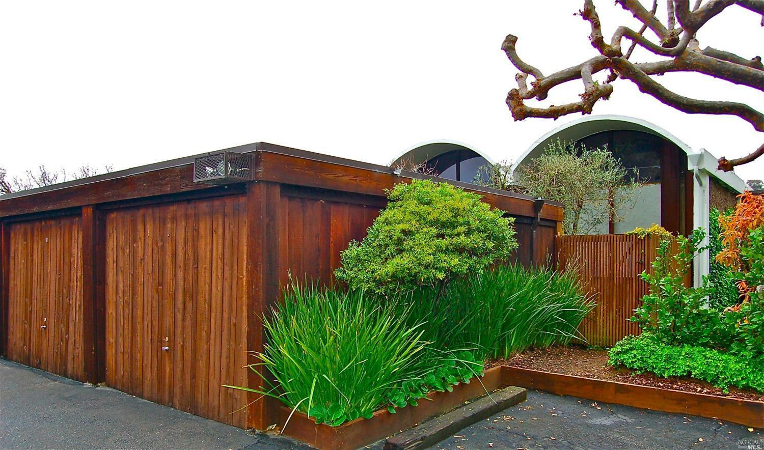 Property Photo: 2 Lyford Drive 8 CA 94920