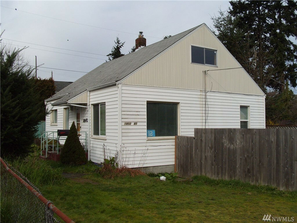 Property Photo:  1802 NW 85th St  WA 98117 