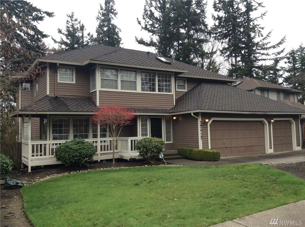 Property Photo: 32413 12th Ave SW WA 98023