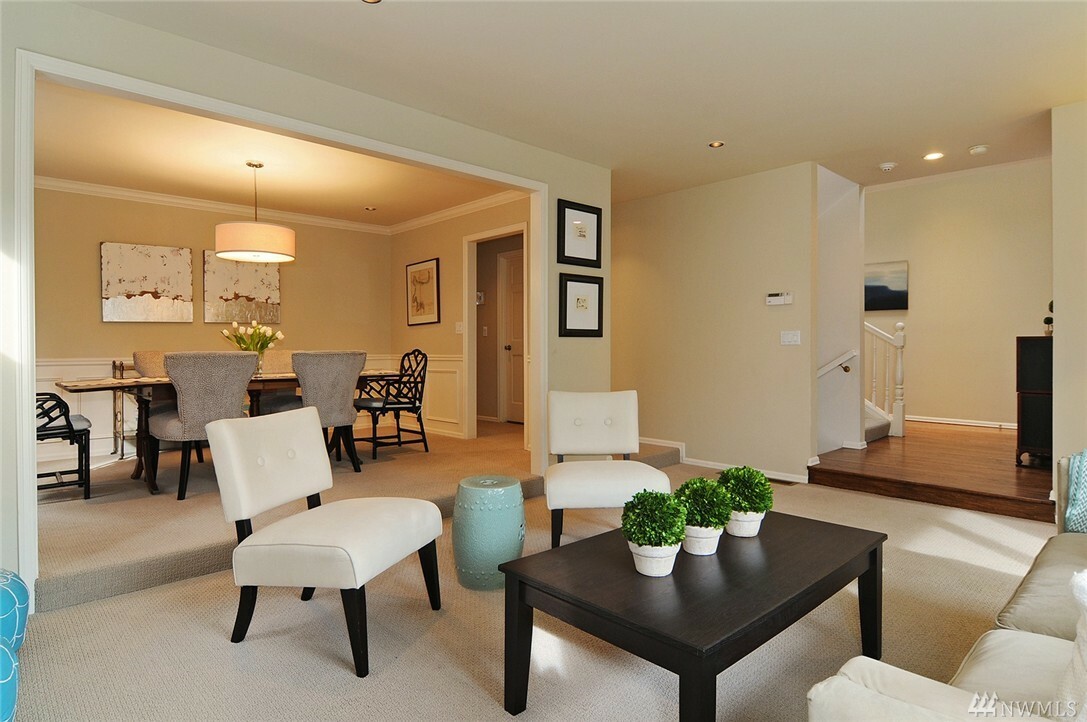 Property Photo: 1425 41st Ave E WA 98112