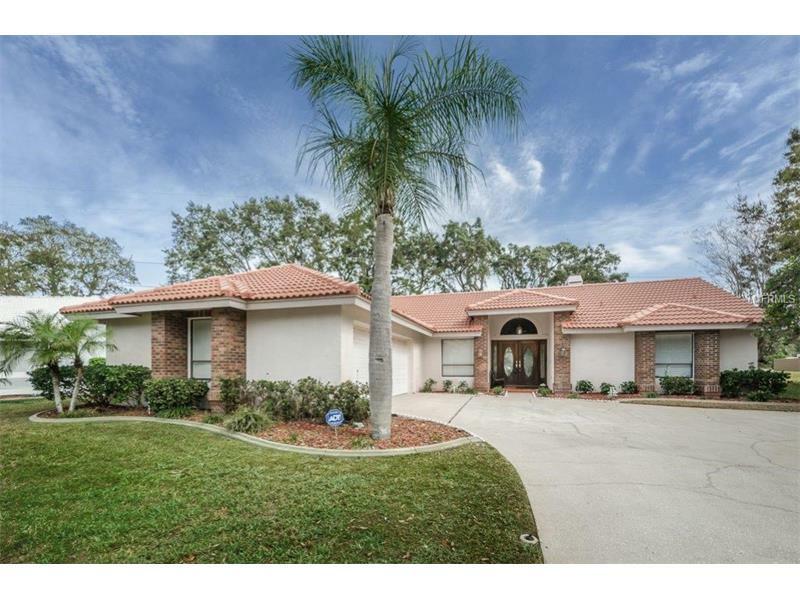 Property Photo:  2959 Windridge Drive  FL 34691 