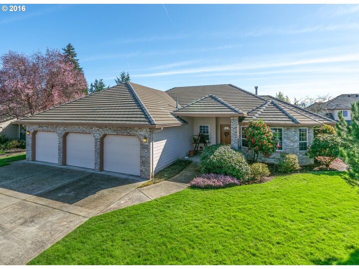 1605 NW 86th Way  Vancouver WA 98665 photo