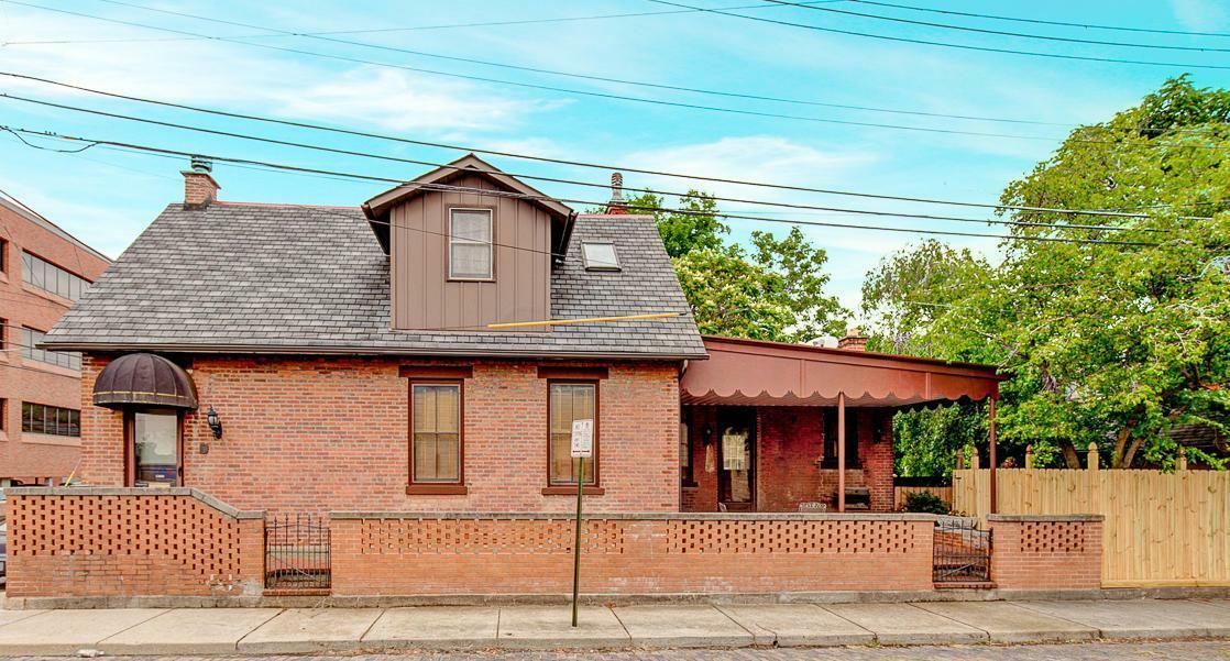 Property Photo: 594 S Pearl Street OH 43215