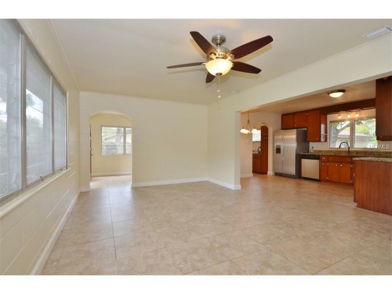 Property Photo:  1280 Floral Way  FL 32703 