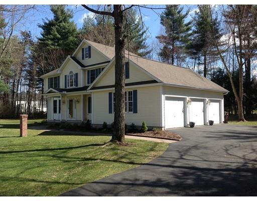 Property Photo: 35 Marla Cir MA 01085