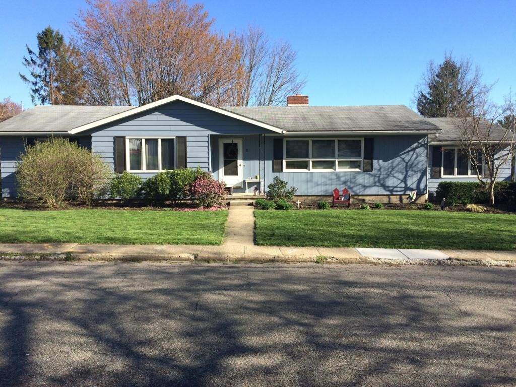 Property Photo:  121 W Sheridan Avenue  OH 43783 