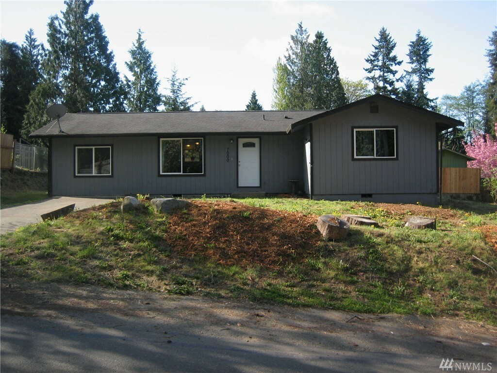 Property Photo:  7000 E Van Buren  WA 98366 