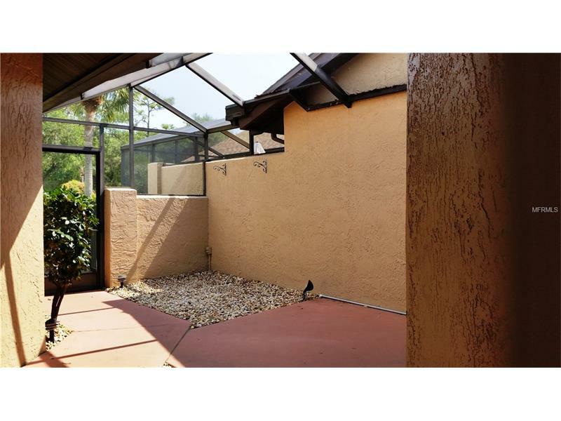 Property Photo:  5627 Avista Drive  FL 34243 