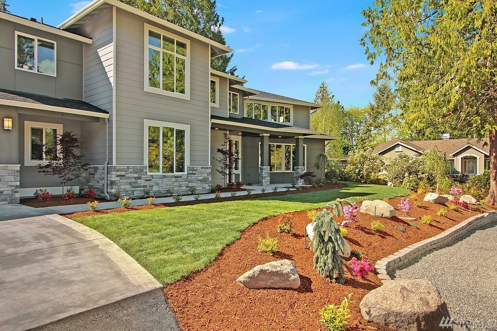 Property Photo: 18300 Sunset Wy WA 98026
